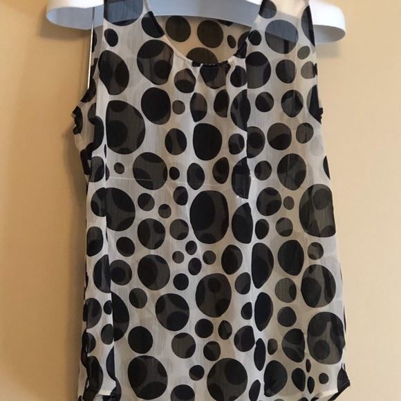 Violet & Claire Tops - Violet & Claire Size L Polka Dot Sleeveless Top